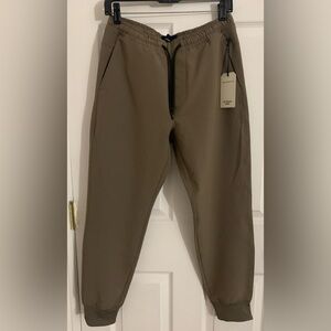 Abercrombie & Fitch Joggers, NWT